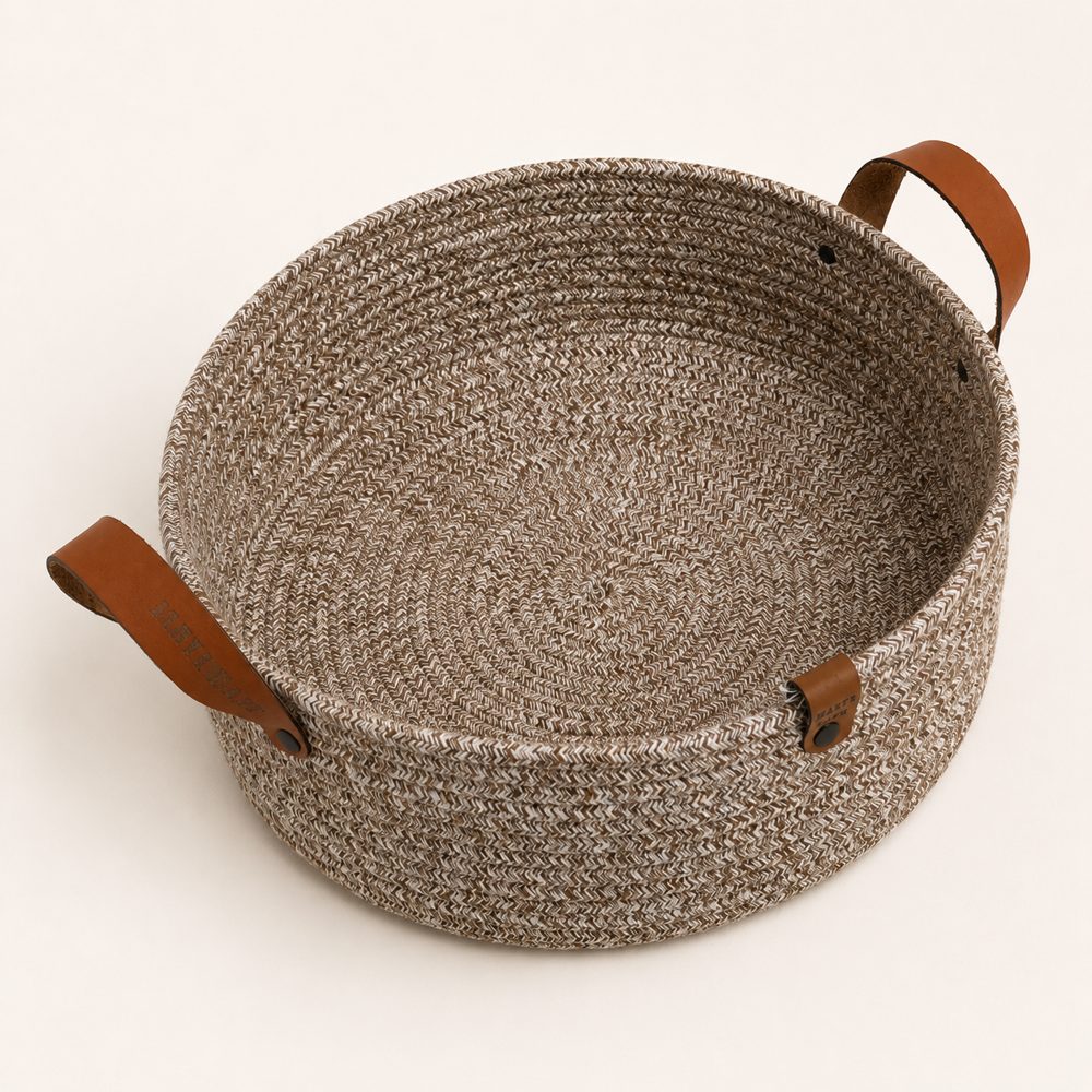 نمای 2 از دسته چرمی بزرگ