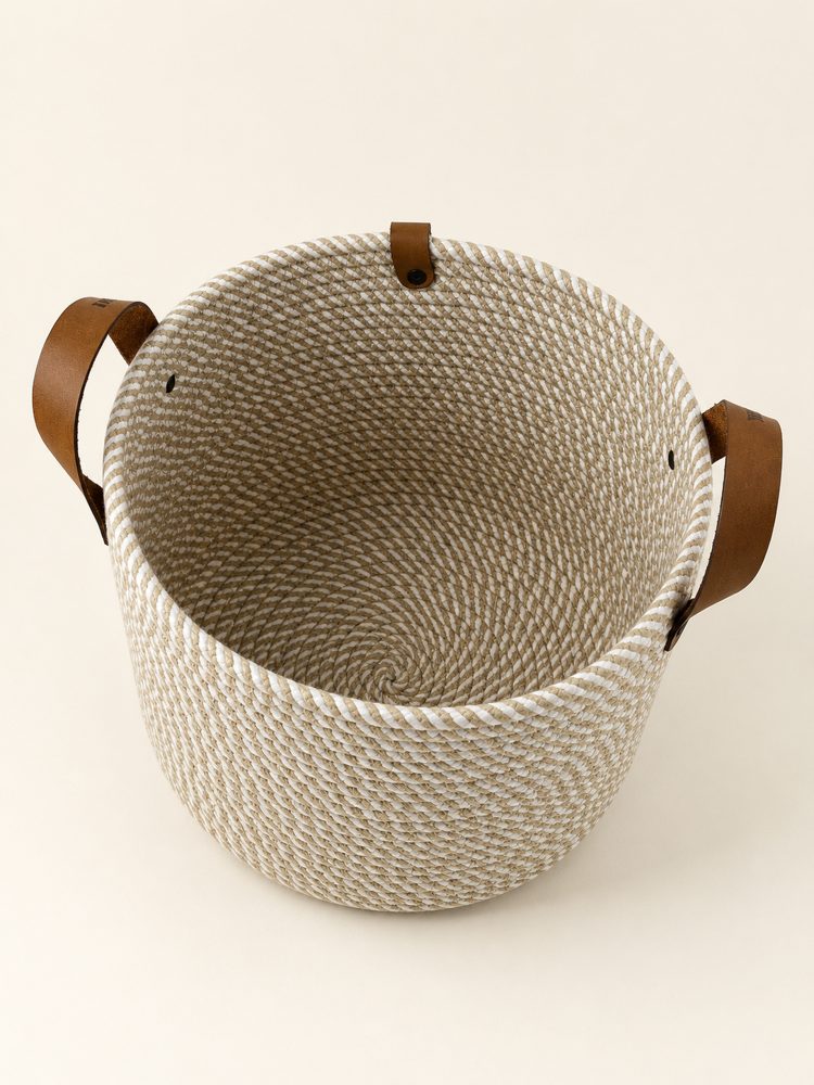 نمای 3 از استوانه دسته چرمی
